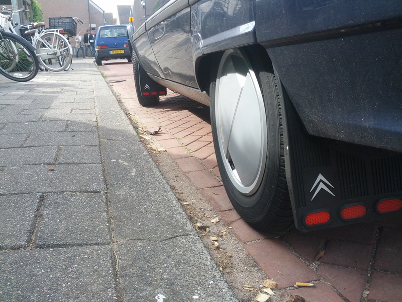 Illustration for article titled My '90 Citroƫn BX diesel is offered for sale